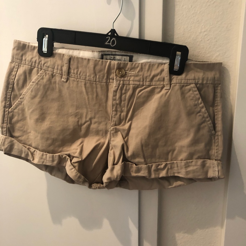 Abercrombie & Fitch Khaki Women’s Short